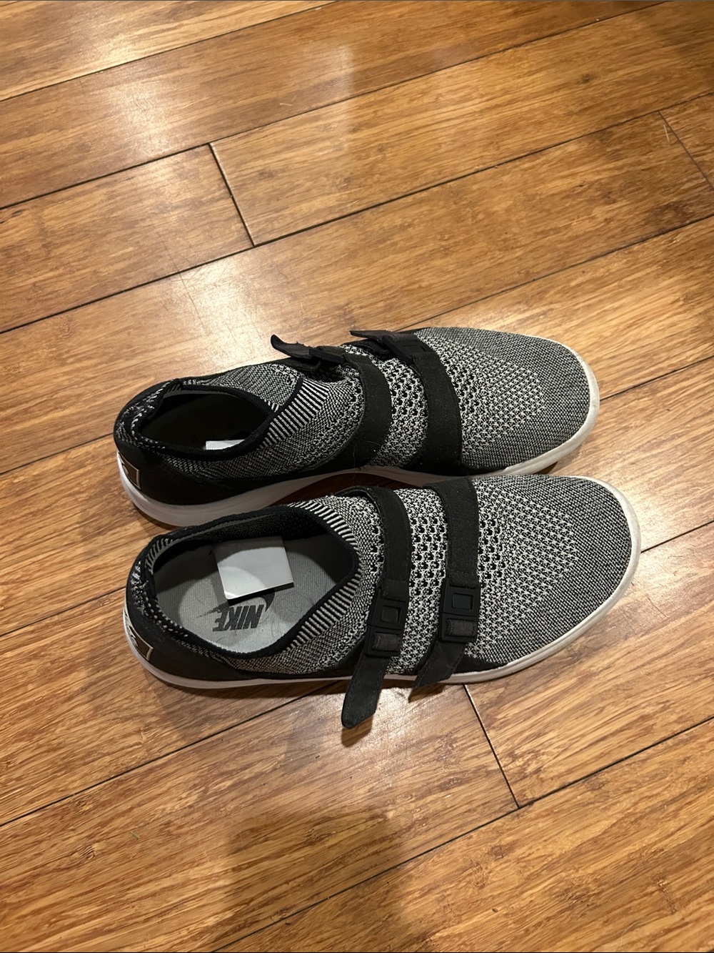 Nike Black and Gray Knit Hook-and-Loop Sneakers Size 8